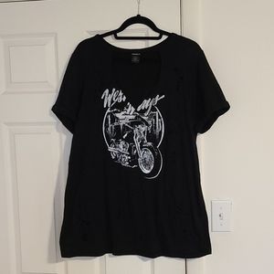 Torrid Tshirt size 2
